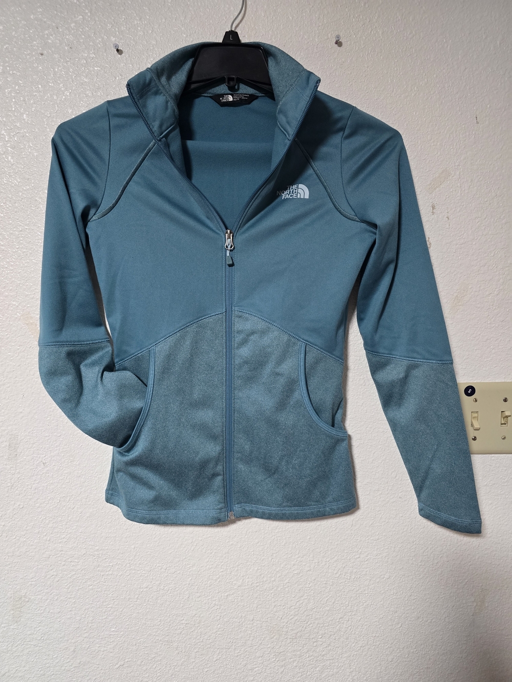 The North Face Women’s Teal Zip-Up Fleece Jacket